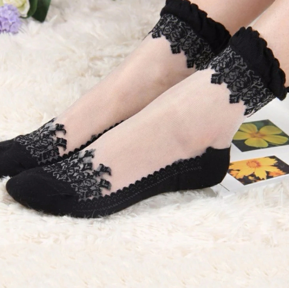 🎃🕸️ Wednesday Adams Style Sheer Embroidered Lace Socks - Picture 3 of 8